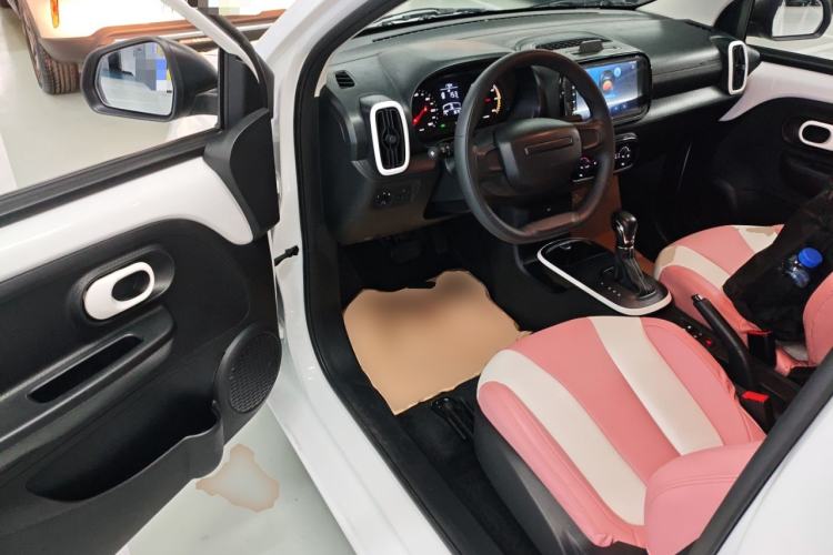 Used Roewe Clever 2022 311km QiQi BoBo Edition Driver Seat