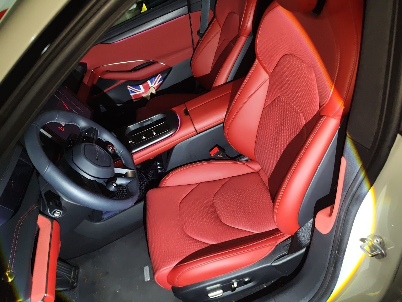 Xiaomi Auto SU7 2024 Rear-Drive Long-Range Intelligent Driving Version — снимка 14
