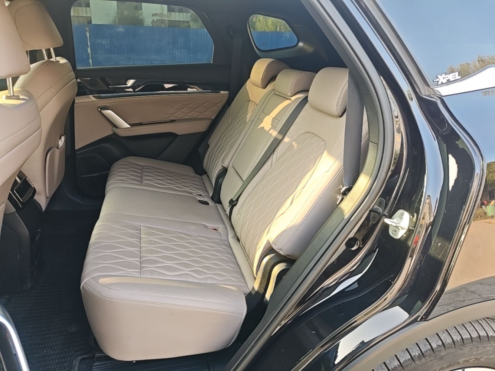 BYD Tang New Energy 2024 DM-p Glory Edition 215KM All-Wheel-Drive Premium Model — снимка 20