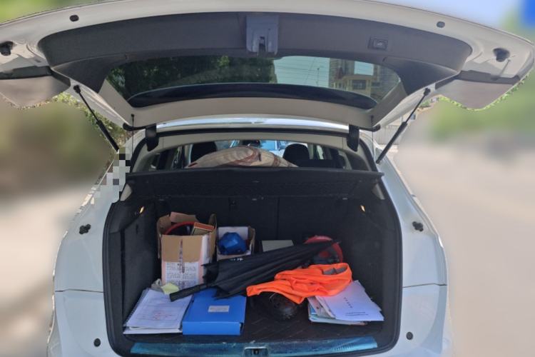 Used Audi Q5 2016 40 TFSI Comfort Model Trunk