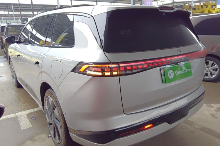 Used Dongfeng eπ eπ008 2024 210Max Range-Extended Version 6 Seats Exterior 2