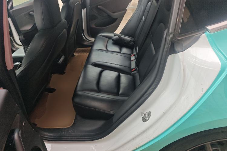 Used Tesla Model 3 2019 Long-Range All-Wheel-Drive Version
