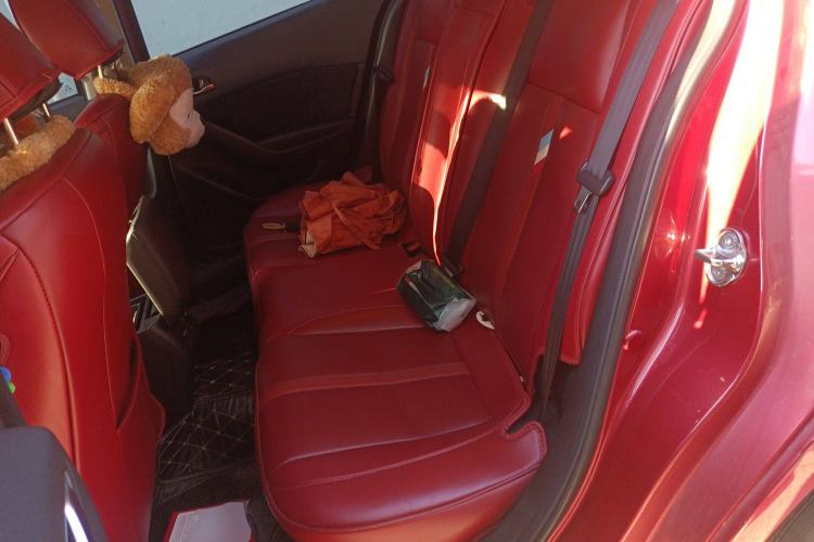 Used Mazda 3 Axela 2019 Cloud-Controlled Sedan 1.5L Automatic Luxury Model China VI Standard