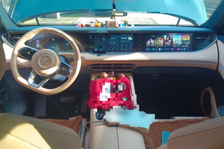 Used VOYAH FREE 2024 Ultra-Long Range Intelligent Driving Version Center Console