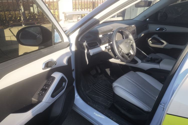 Used BYD Yuan UP 2025 Intelligent Driving Version 401 km Leading Edition