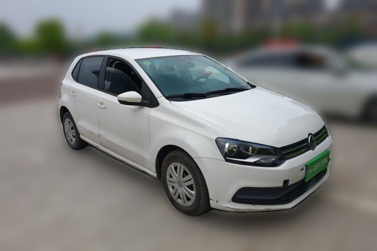 Used Volkswagen Polo 2016 1.4L Manual Fashion Model