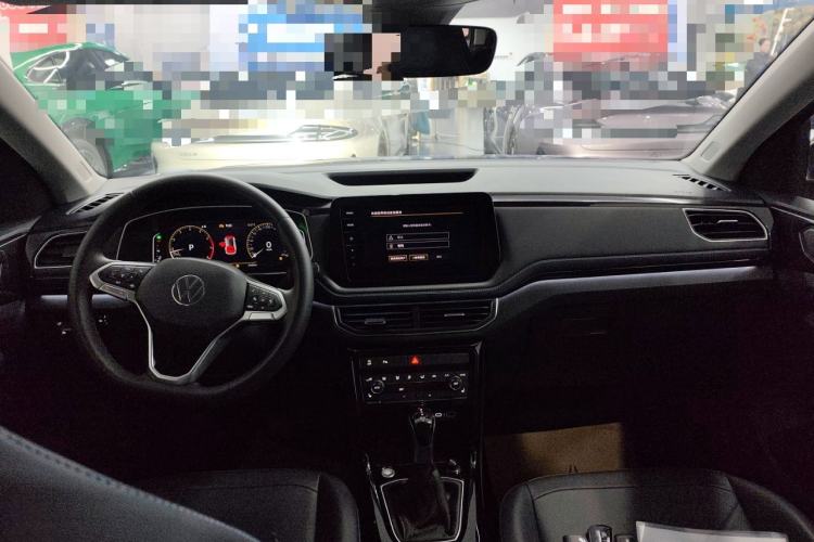 Used Volkswagen Tharu 2025 NewRui 300TSI Prestige Edition