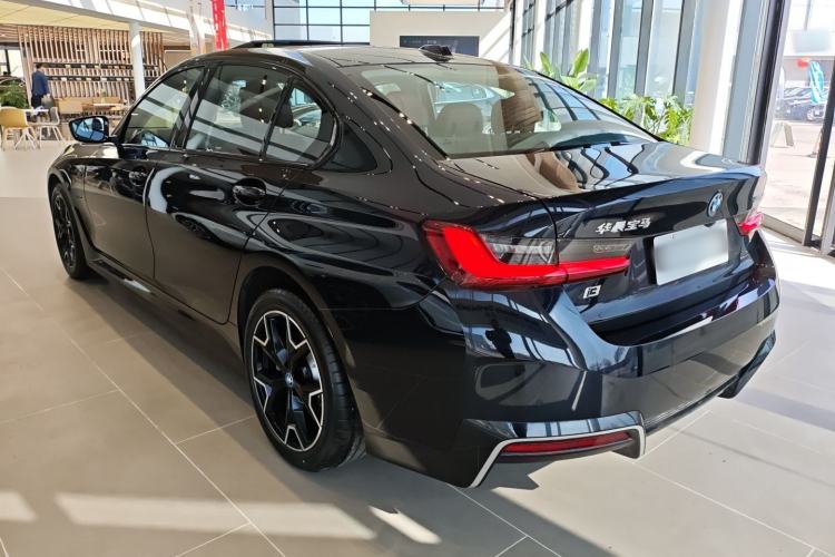 Used BMW i3 2024 eDrive 40 L Midnight Edition
