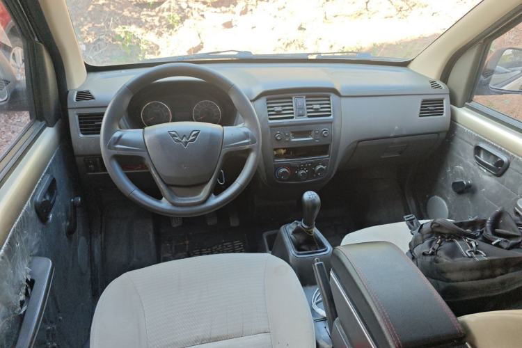 Used Wuling Rongguang S 2021 1.2L Standard Edition Air-Conditioned 5-Seater LSI