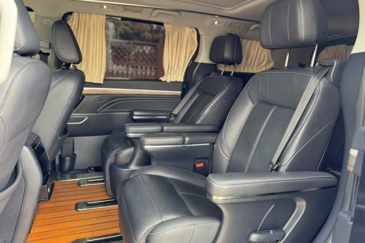 Used GAC Trumpchi M8 2021 Lingxiu Series 390T Deluxe Edition Interior 2