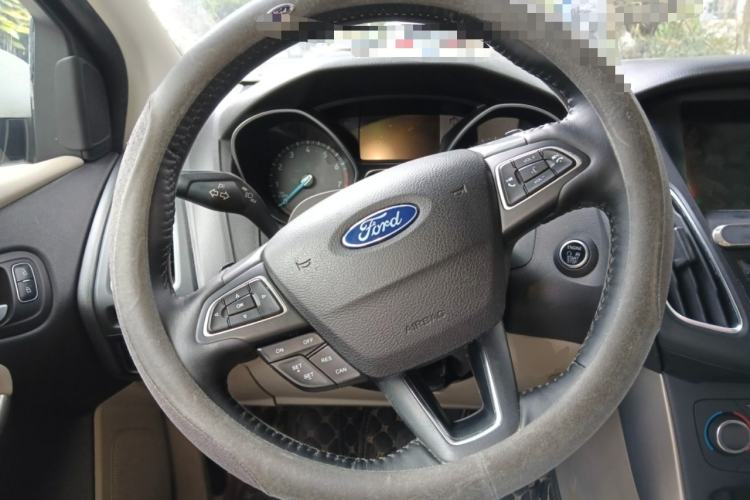 Used Ford Focus 2015 Sedan EcoBoost 180 Automatic Flagship Model
