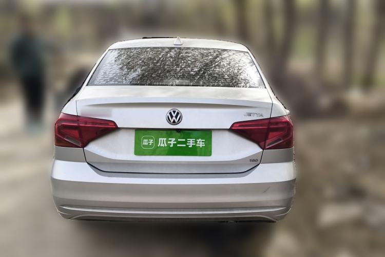 Used Volkswagen Jetta 2017 1.5L Manual Fashion Edition
