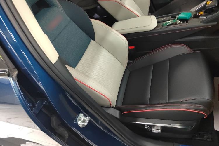 Used Lynk & Co 06 2023 Remix 1.5T YAO Halo
