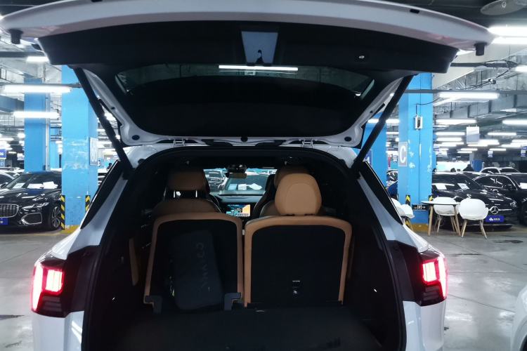 Used Lynk & Co 09 EM-P 2021 2.0T PHEV Halo Six-Seater
