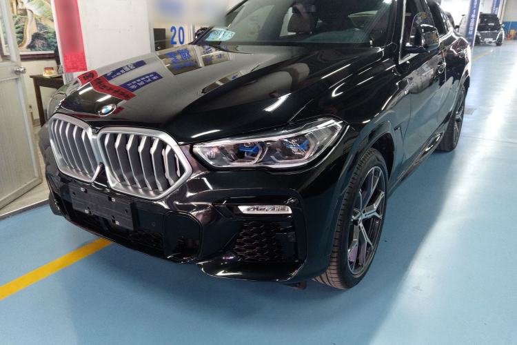 Used BMW X6 2021 xDrive40i Luxury Model with M Sport Package
