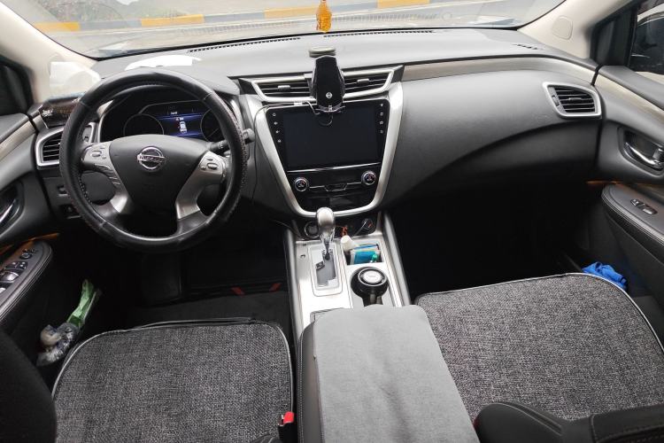 Used Nissan Murano 2019 2.5L XL Two-Wheel Drive SmartConnect Luxury Edition China V Standard Center Console