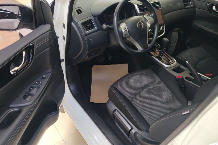 Used Nissan Tiida 2020 1.6L CVT Cool Edition