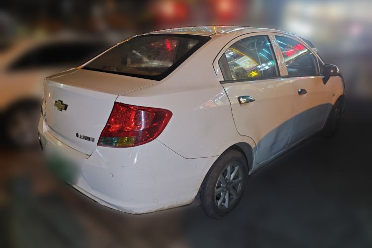 Used Chevrolet Sail 2013 Sedan 1.2L Manual Fashionable Happiness Edition
