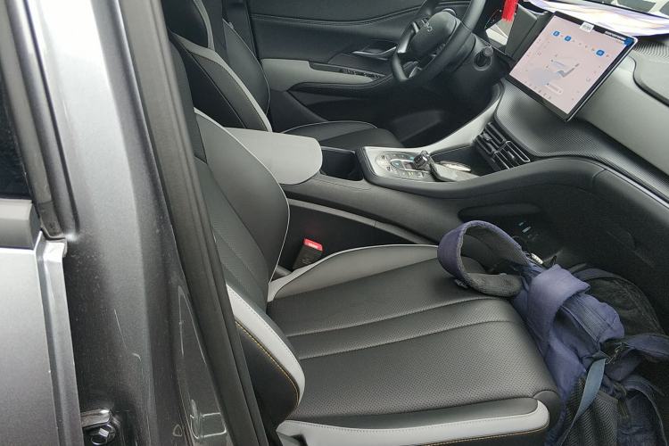 Used BYD Sealion 05 DM-i 2025 DM-i 75KM Luxury Model Right Front Seat