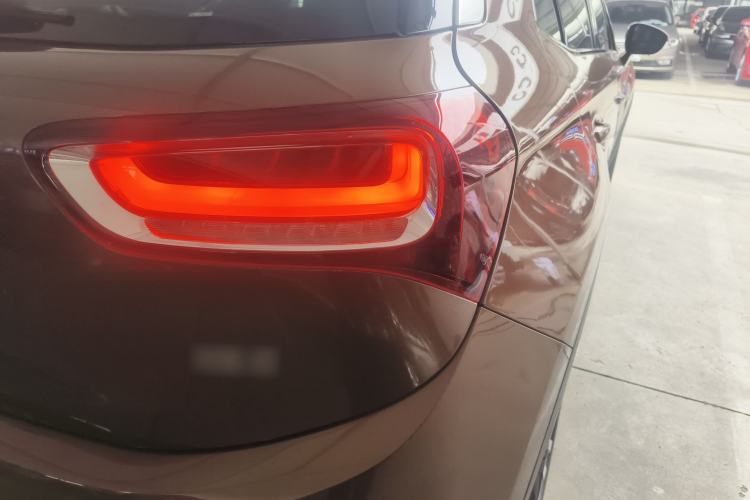 Used DS 6 2014 1.6T Luxury Edition THP160
