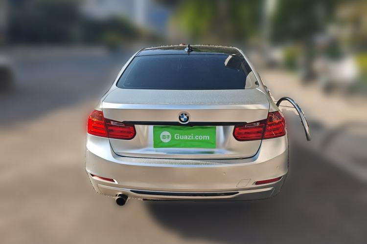 Used BMW 3 Series 2014 320Li Luxury Design Package
