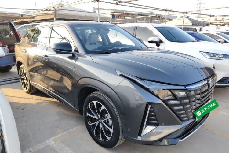 Used Changan UNI-Z New Energy 2024 Blue Whale Smart Electric iDD 125km Excellence Model
