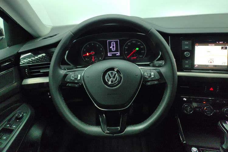 Used Volkswagen Passat 2019 330TSI Elite Edition China VI
