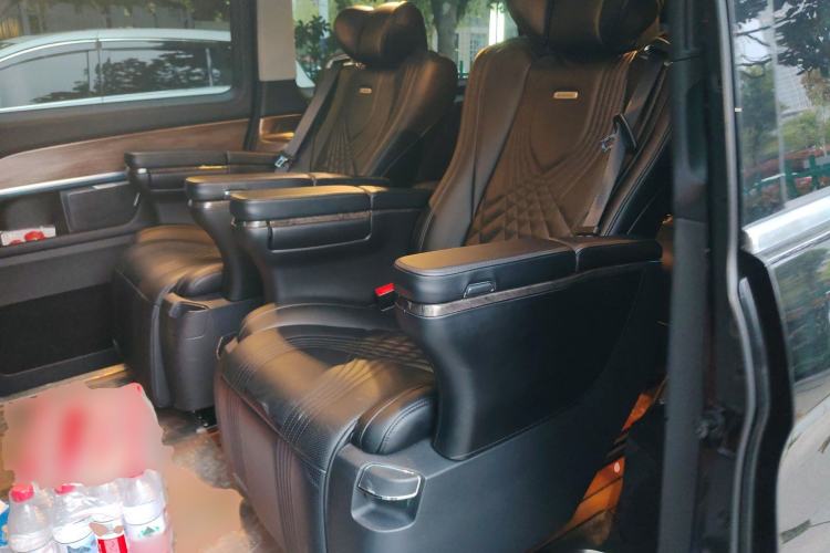 Used Mercedes-Benz V-Class 2021 V 260 L Long Wheelbase Prestige Edition
