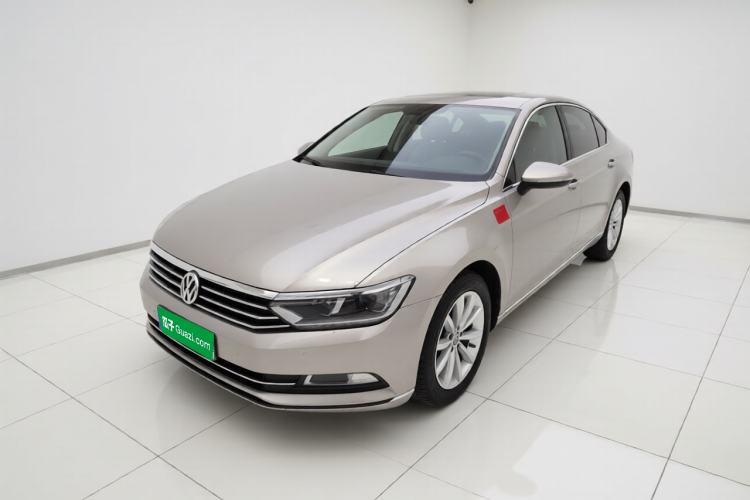 Used Volkswagen Magotan 2019 330TSI DSG Leading Edition China V Standard
