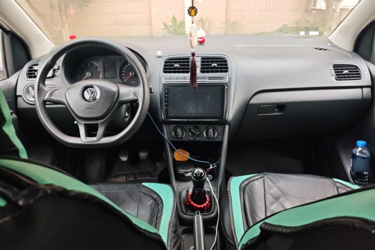 Used Volkswagen Polo 2014 1.4L Manual Fashion Edition