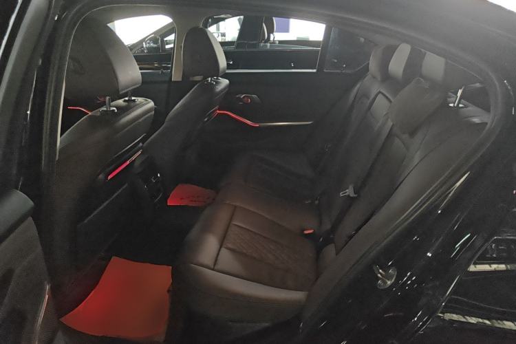 Used BMW 3 Series 2022 320Li M Sport Package Left Rear Seat