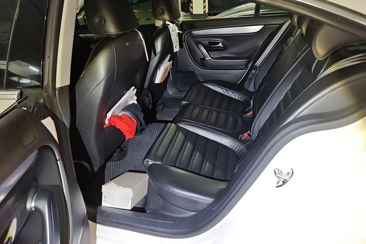 Used Volkswagen FAW-Volkswagen CC 2011 1.8 TSI Prestige Model Left Rear Seat