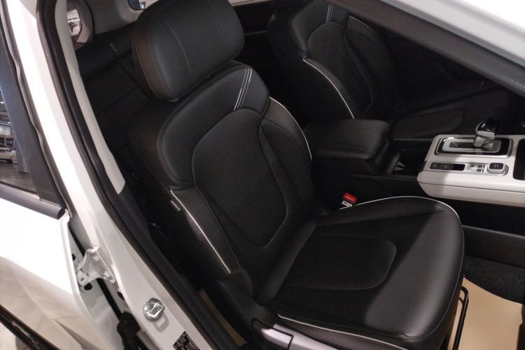 Used Hyundai ix35 2023 Musso 2.0L Deluxe Edition DLX Right Front Seat