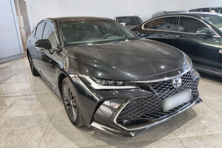 Used Toyota Avalon 2023 2.5L Touring Premium Edition Front Right 45 Deg