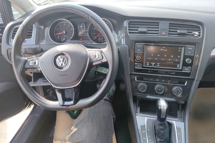 Used Volkswagen Golf 2018 1.6L Automatic Comfort Model