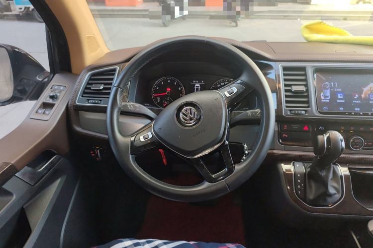 Used Volkswagen Caravelle 2018 2.0 TSI 4x4 Luxury Edition 7-Seater