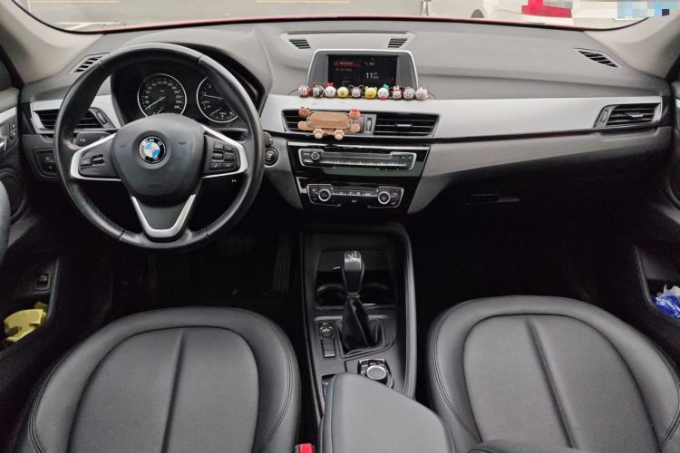 Used BMW X1 2018 sDrive20Li Leading Model Center Console