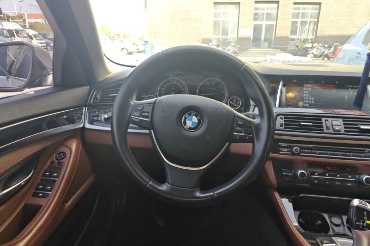 Used BMW 5 Series 2014 520Li Elegant Model