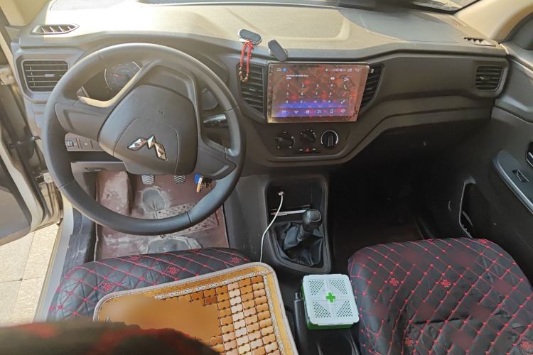 Used Wuling Hongguang V 2019 1.5L Standard Version China VI LAR Center Console