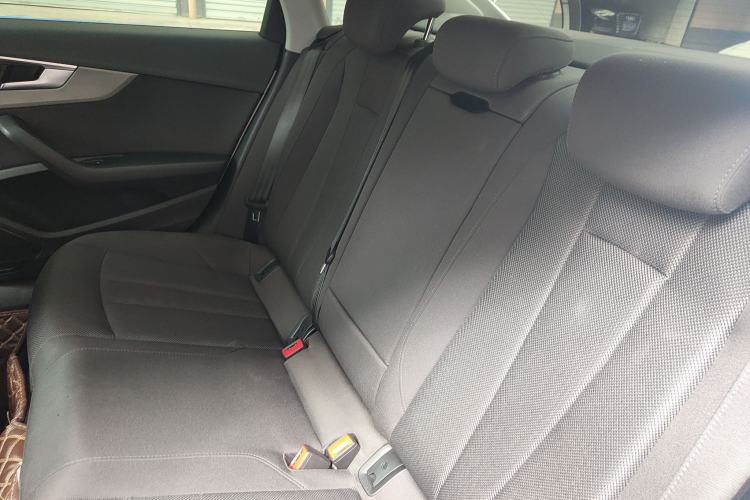 Used Audi A4L 2019 40 TFSI Ambition China VI