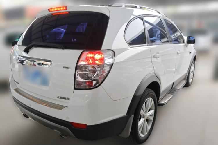 Used Chevrolet Captiva 2014 2.4L 4x4 Flagship Edition 7 Seats Rear Right 45 Deg
