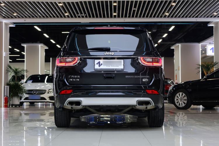 Used Jeep Grand Commander 2018 2.0T Four-Wheel Drive Smart Enjoyment Version China V Emission Standard
