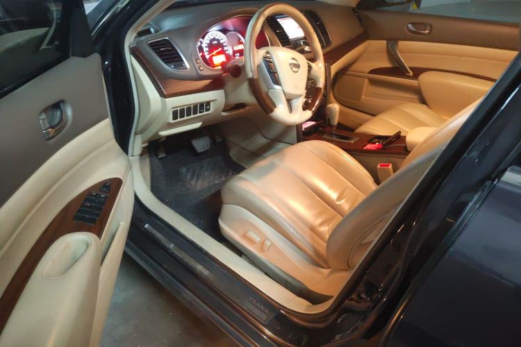 Used Nissan Teana 2009 Duke 2.5L XV VIP Deluxe Edition Driver Seat
