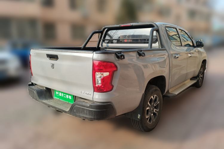 Used CHANGAN Hunter 2024 Warrior Edition Luxury Model Dual-Motor All-Wheel Drive Standard Box