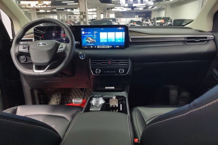 Used Ford Edge 2021 PLUS EcoBoost 245 Two-Wheel-Drive Titanium 7-Seater