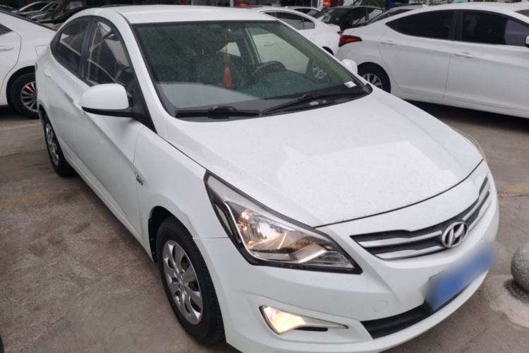 Used Hyundai Verna (older generation) 2014 1.4L Manual Smart GLS Trim