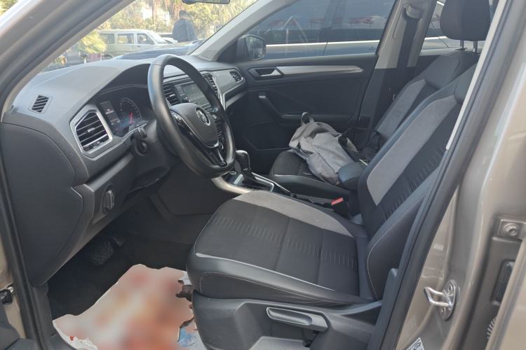 Used Volkswagen T-ROC 2020 230TSI DSG Two-Wheel Drive Advanced Version Left Front Seat