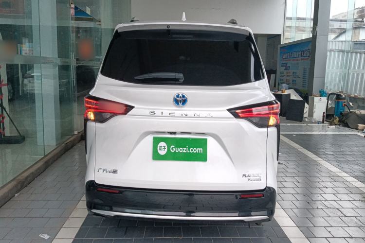 Used Toyota SIENNA 2021 2.5L Hybrid Platinum Edition Rear