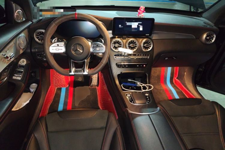 Used Mercedes-Benz GLC AMG 2020 AMG GLC 43 4MATIC Center Console