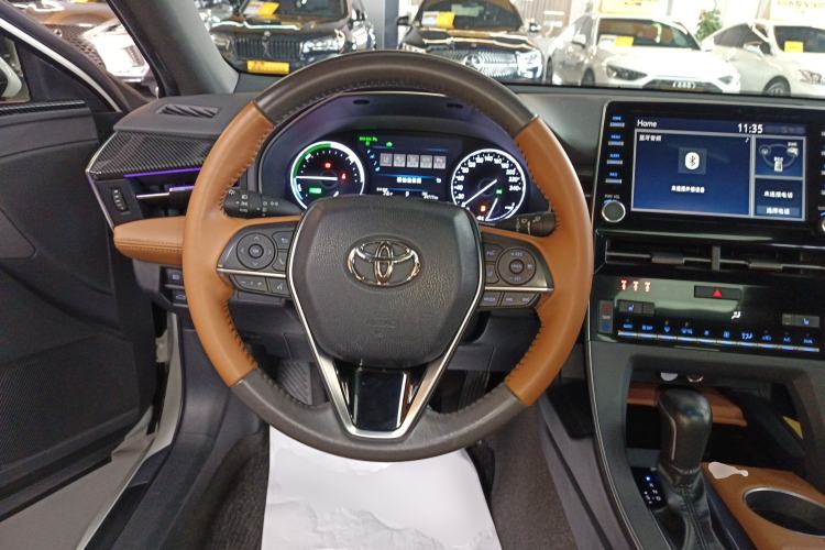 Used Toyota Avalon 2019 Dual-Engine 2.5L XLE Prestige Version China VI Standard